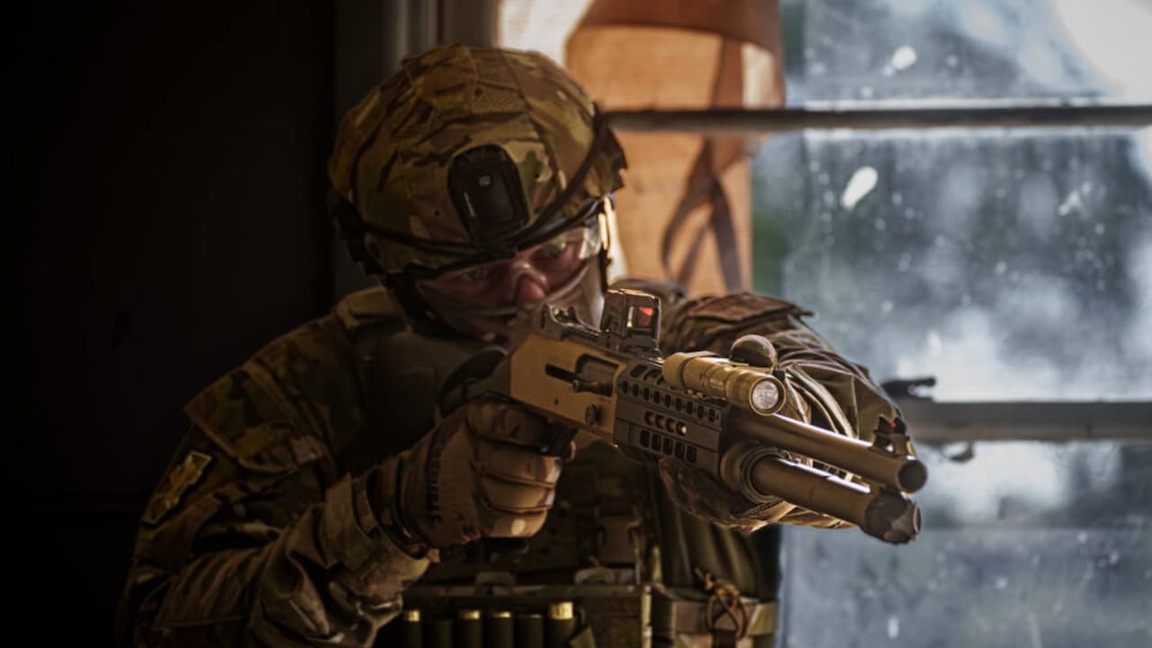 Militar-escopeta-Benelli-M4-AI-Drone-Guardian Militar-escopeta-Benelli-M4-AI-Drone-Guardian