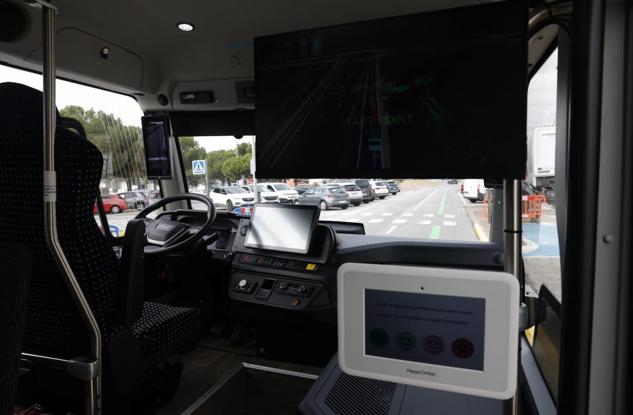 Interior-minibus-electrico-Orange Interior-minibus-electrico-Orange